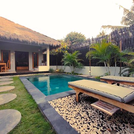 Ying Yang Villa Gili Air Exterior photo